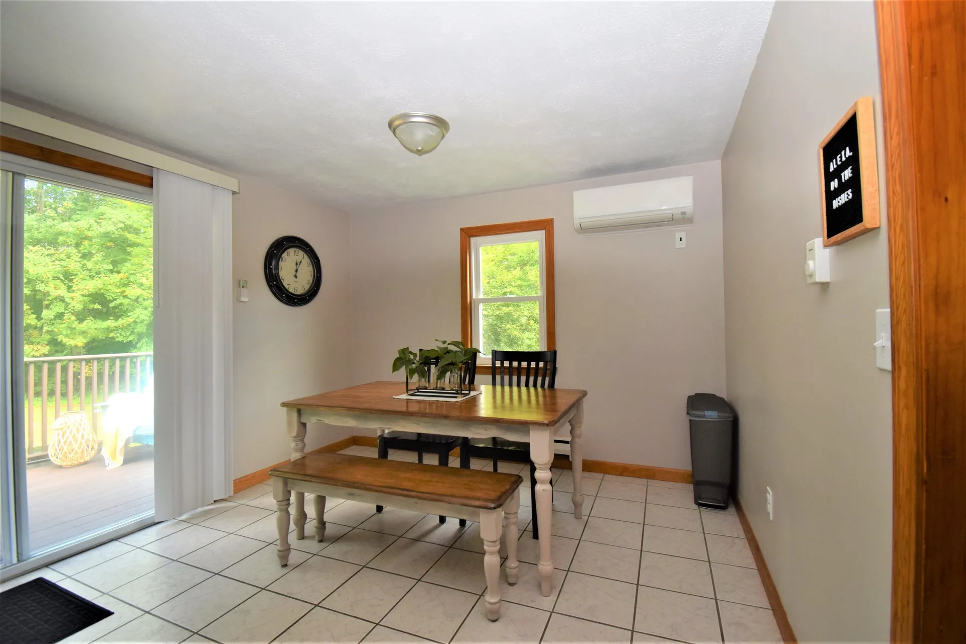 16 Clement Avenue Kingston NH 03848