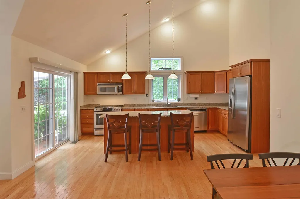 44 Emerald Lane Dover NH 03820
