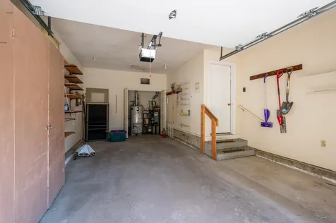 20 Magnolia Lane Laconia NH 03246