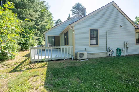 20 Magnolia Lane Laconia NH 03246