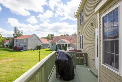 2 Thresher Road Nashua NH 03063