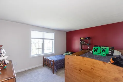 2 Thresher Road Nashua NH 03063