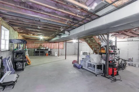 2 Thresher Road Nashua NH 03063