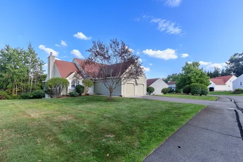 2 Thresher Road Nashua NH 03063