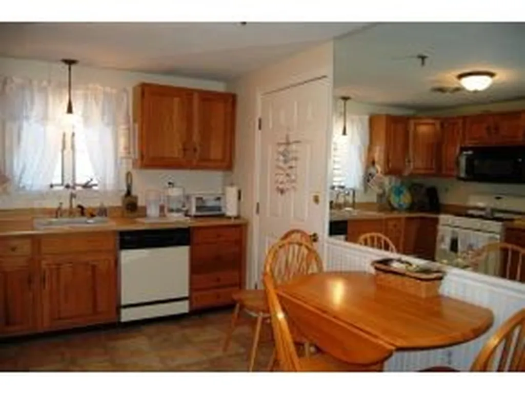 461 Ocean Boulevard Hampton NH 03842