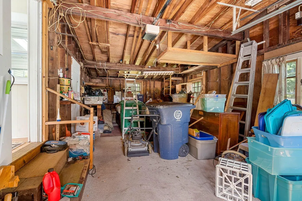 8 Pennichuck Street Nashua NH 03064