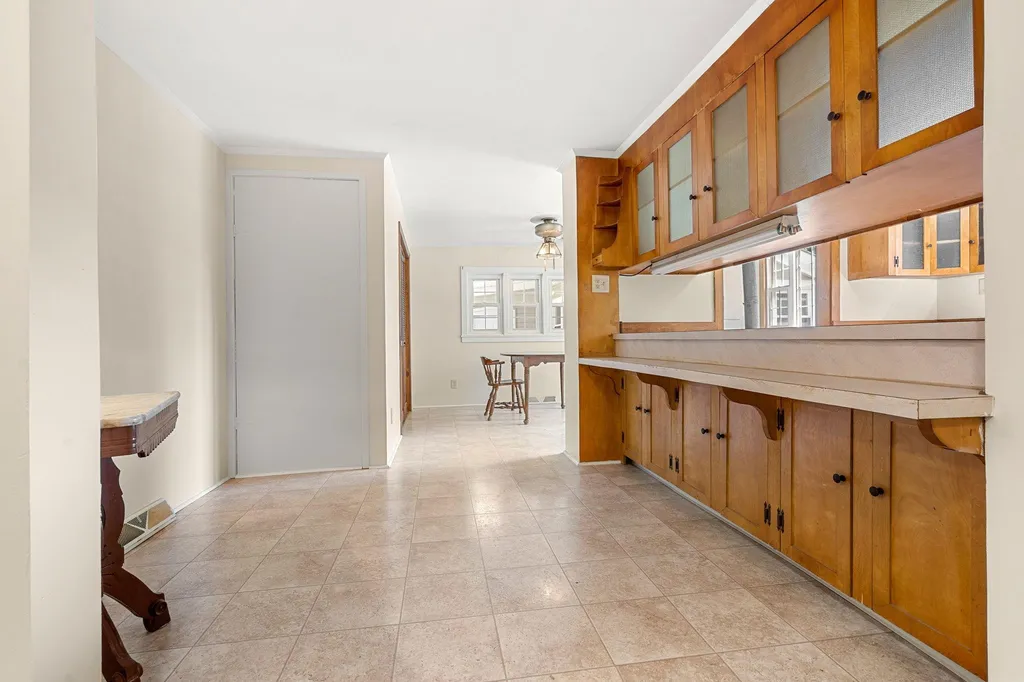 8 Pennichuck Street Nashua NH 03064