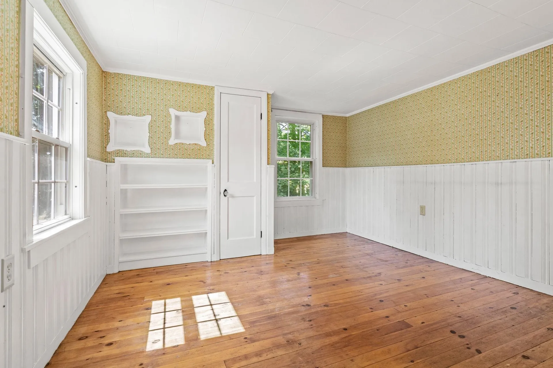 8 Pennichuck Street Nashua NH 03064
