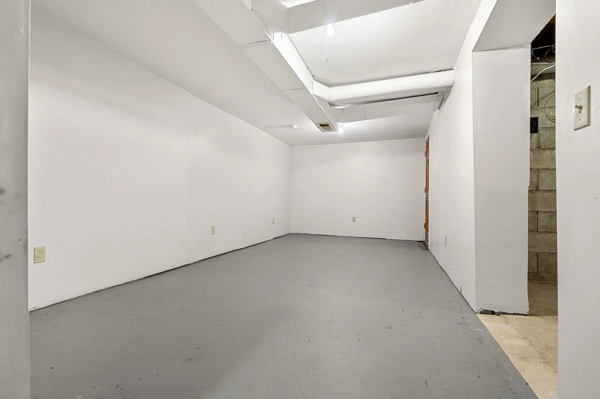 8 Pennichuck Street Nashua NH 03064