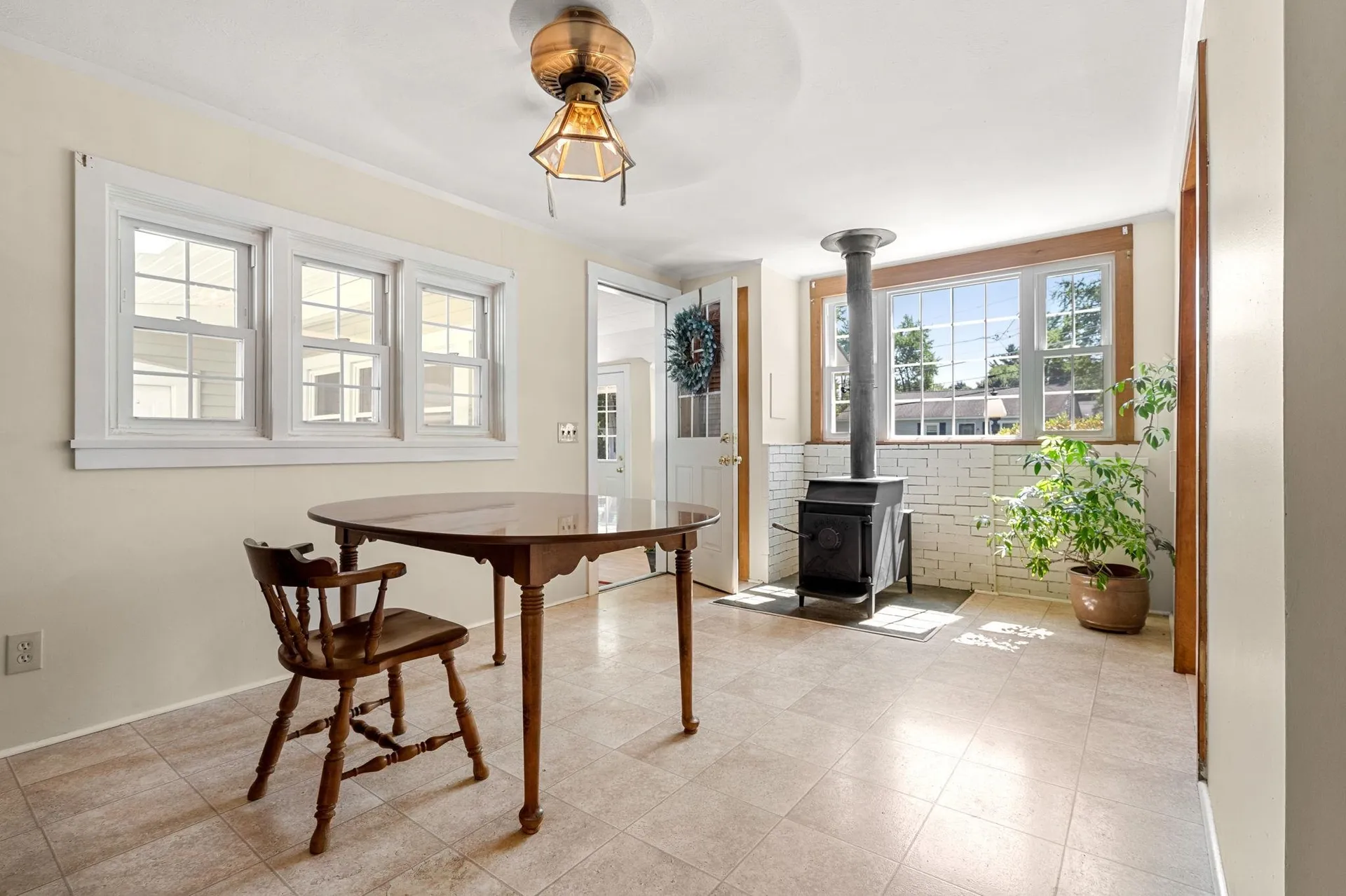 8 Pennichuck Street Nashua NH 03064