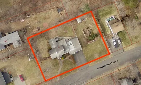 8 Pennichuck Street Nashua NH 03064