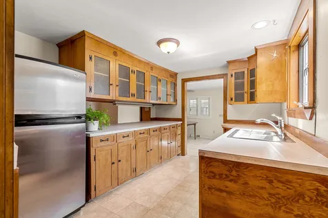 8 Pennichuck Street Nashua NH 03064