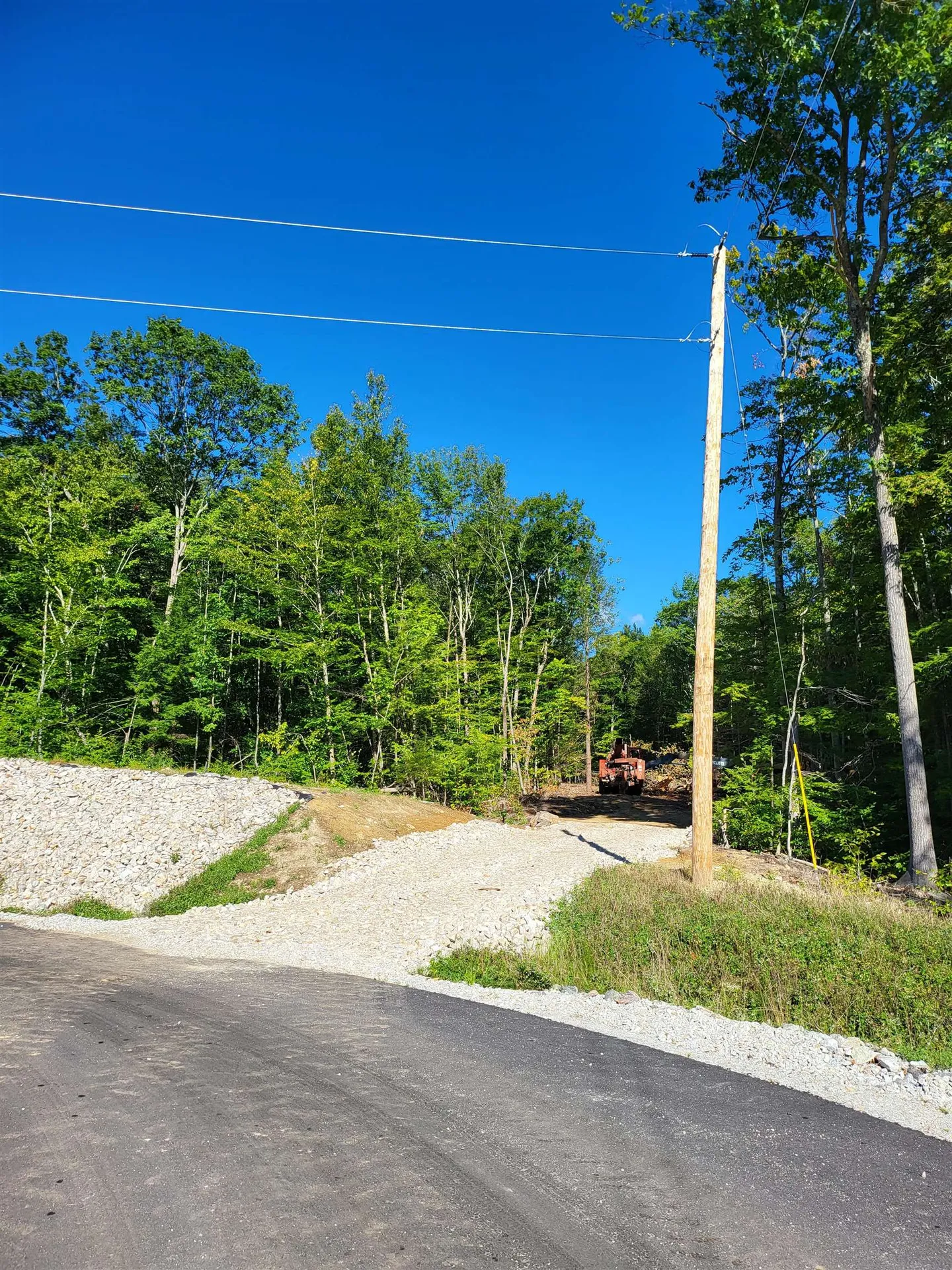 17 Mccarron Road Deerfield NH 03037