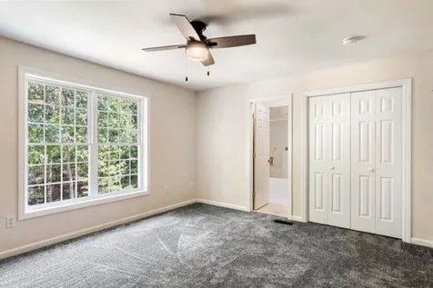 18 Mulberry Lane Pelham NH 03076
