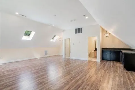 18 Mulberry Lane Pelham NH 03076
