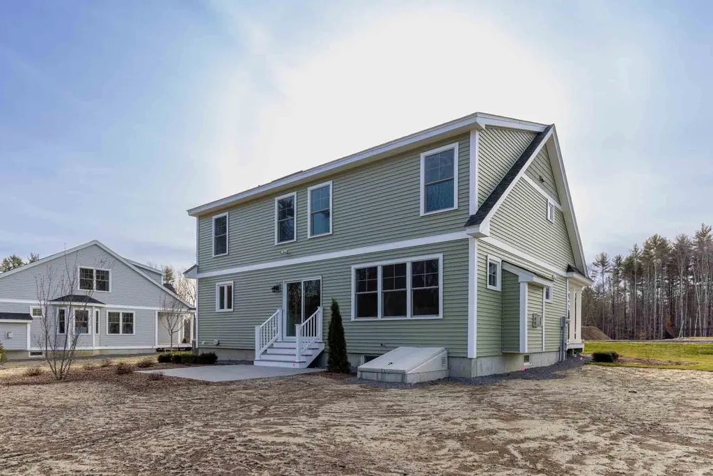 14 Sage Drive Hampton NH 03842