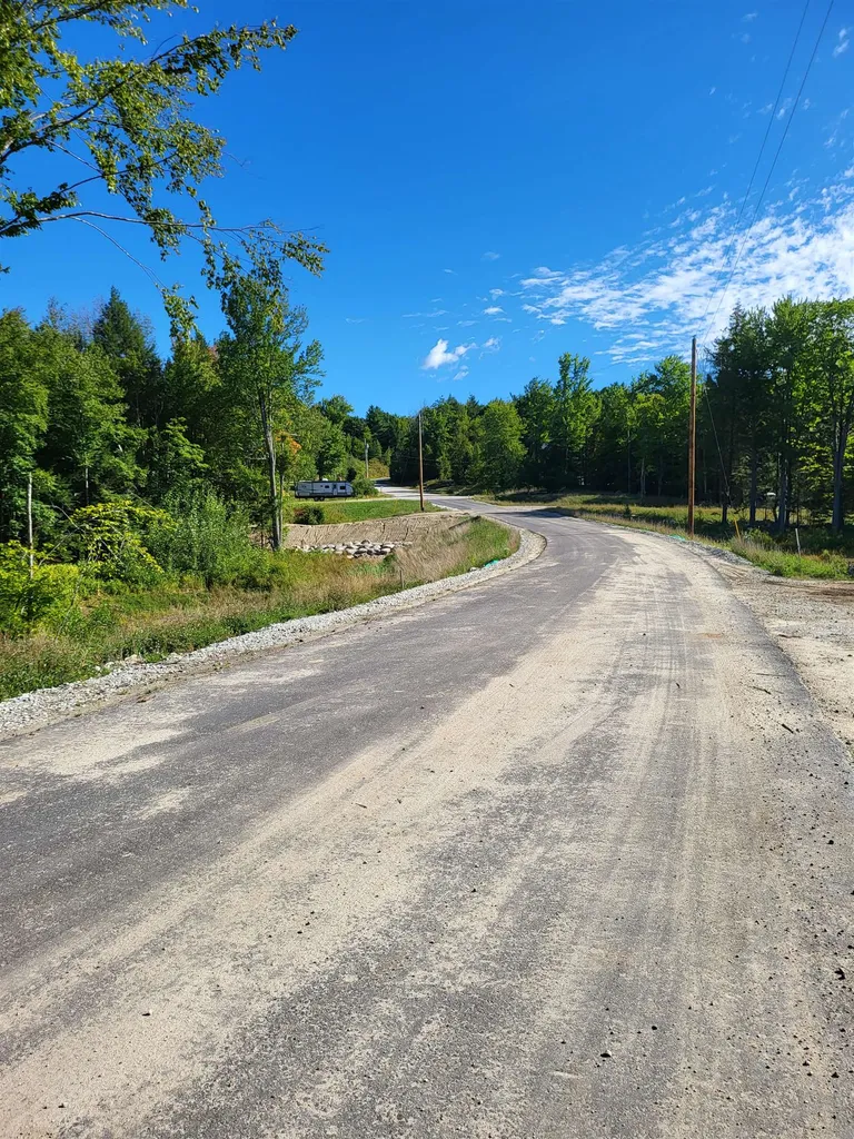 13 Mccarron Road Deerfield NH 03037