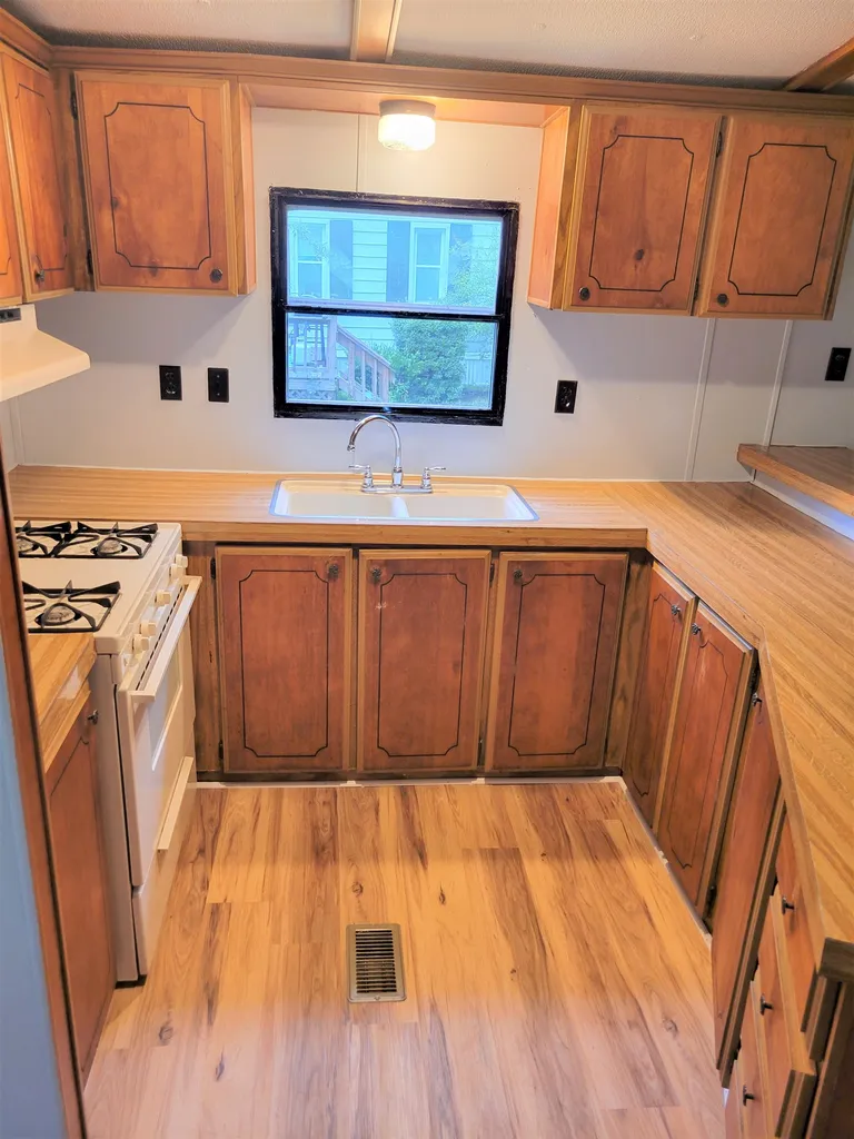 1 Eric Place Claremont NH 03743
