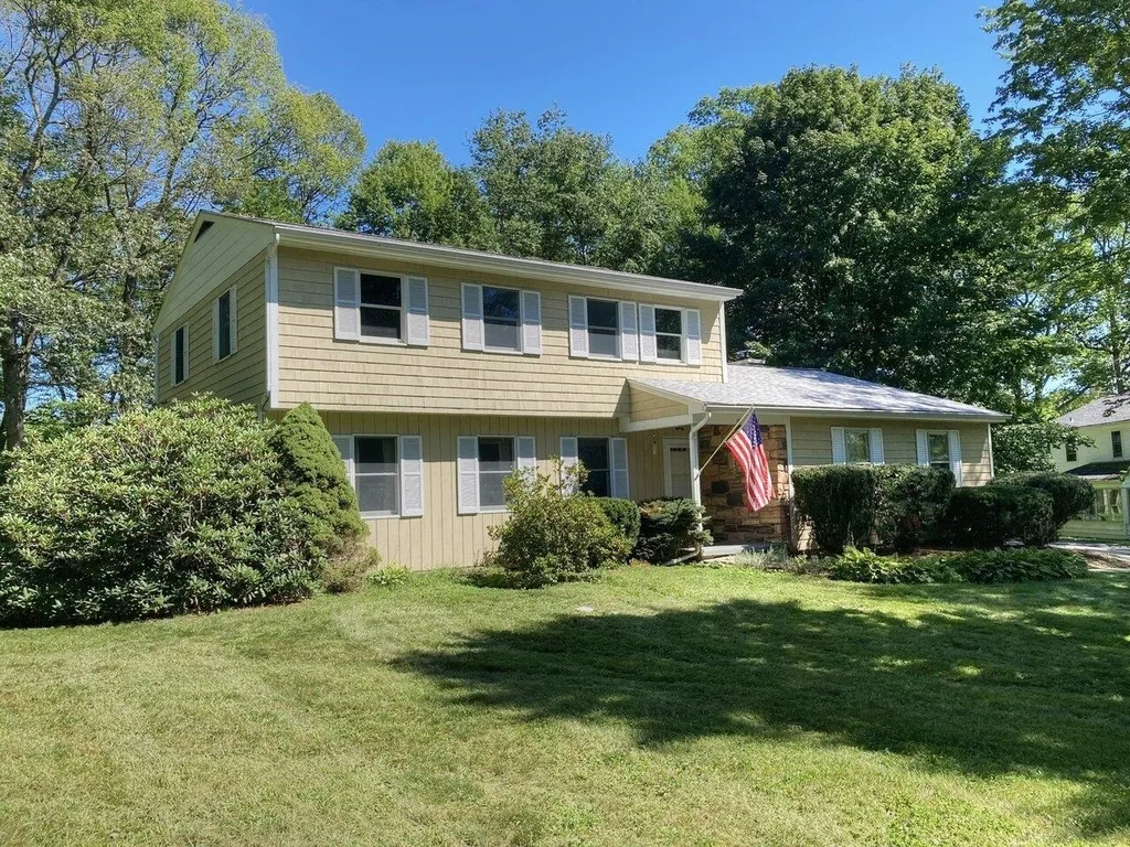 16 Ridge Road Essex VT 05452