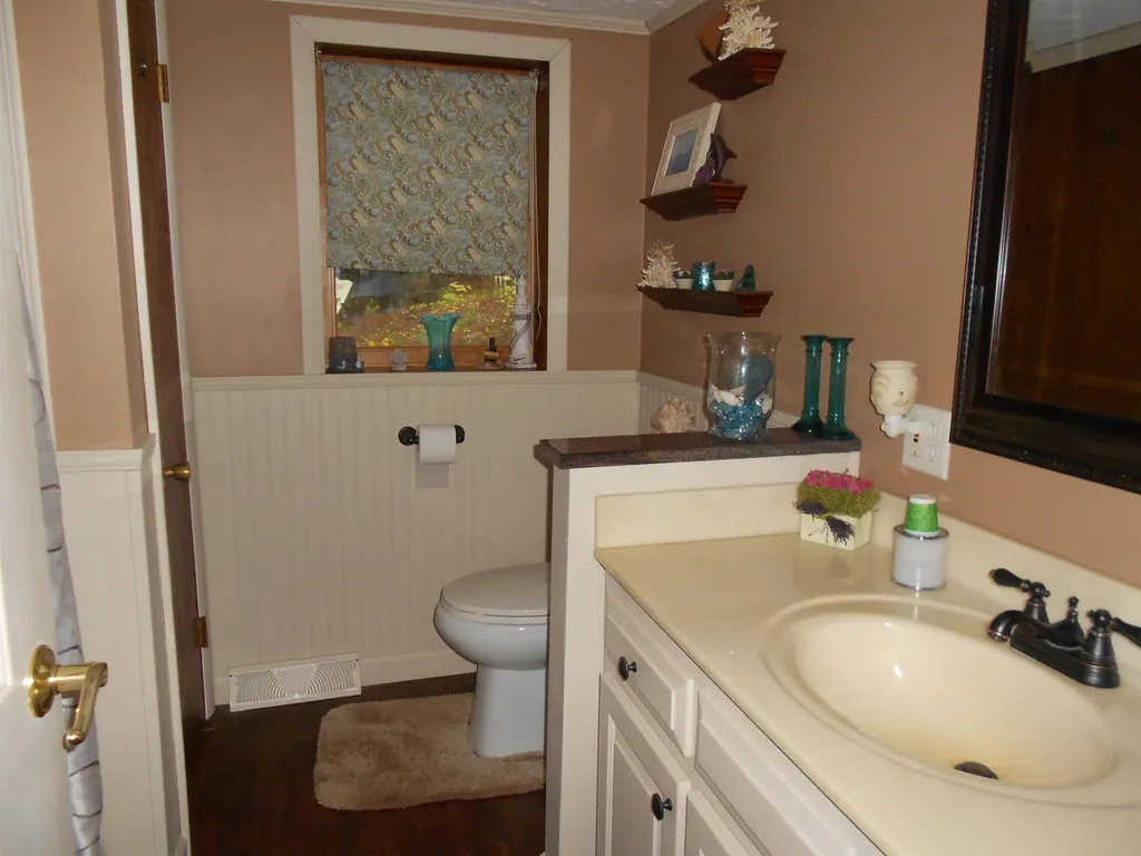 22 Fox Drive Gilmanton NH 03237
