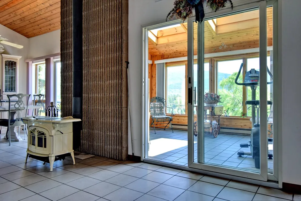 329 Canterbury Road Manchester VT 05255
