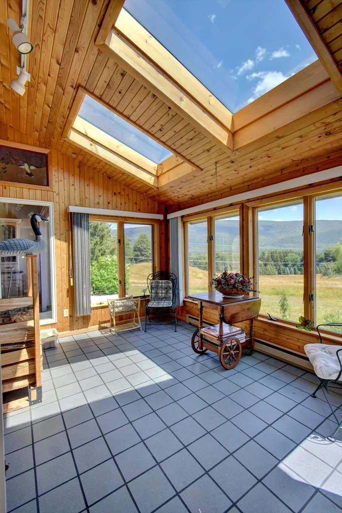 329 Canterbury Road Manchester VT 05255