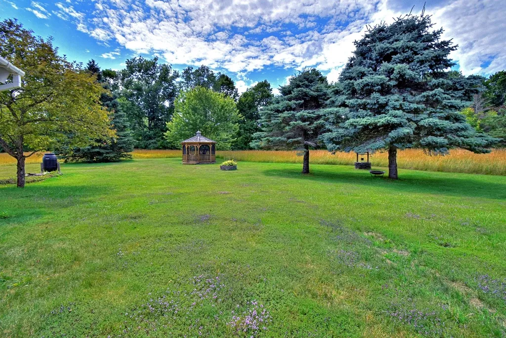 329 Canterbury Road Manchester VT 05255
