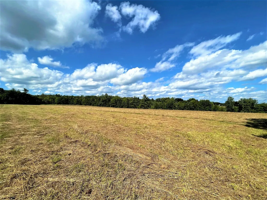 15 Evans Road Rochester NH 03867