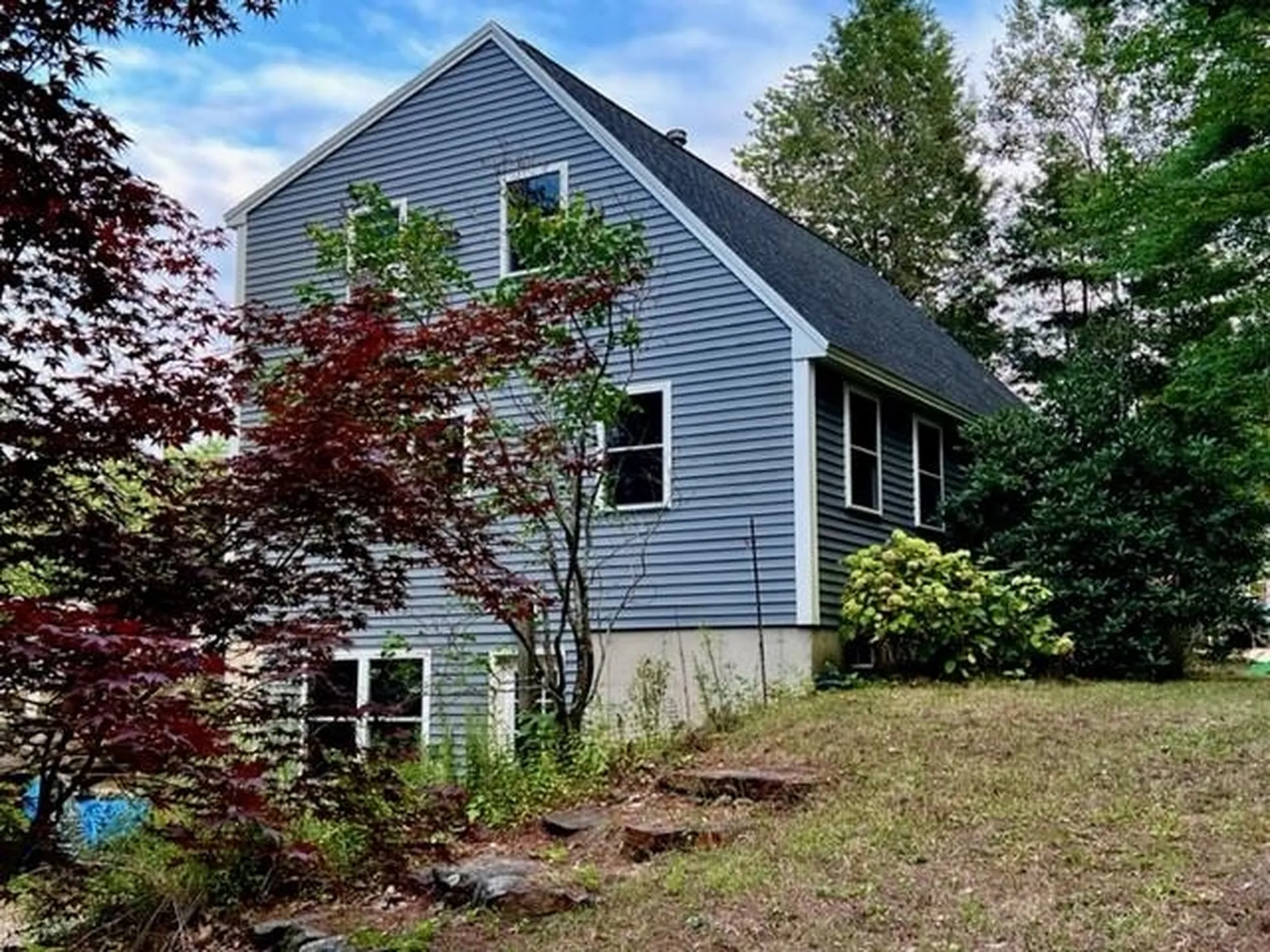 88 Cram Road Weare NH 03281