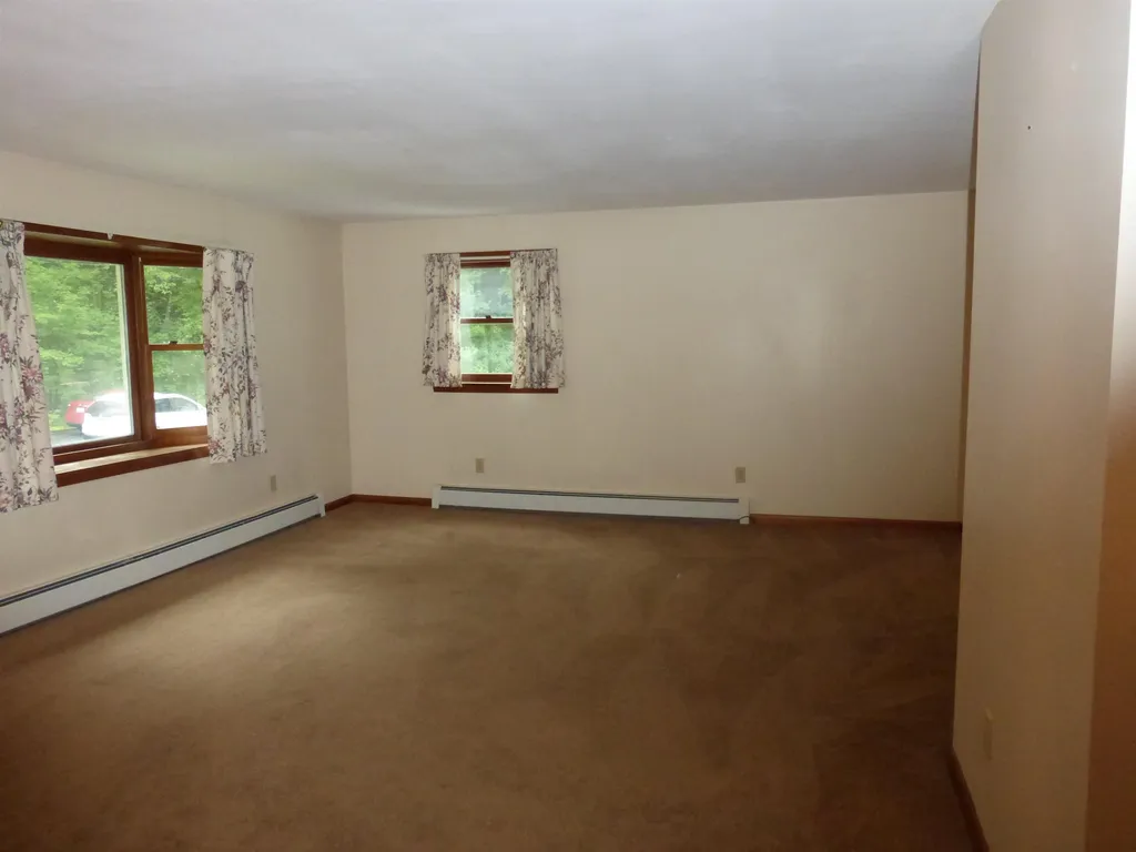 668 N Pembroke Road Pembroke NH 03275