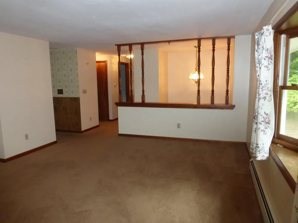 668 N Pembroke Road Pembroke NH 03275