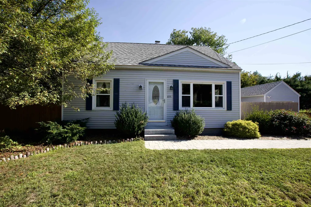 455 Rockland Avenue Manchester NH 03102