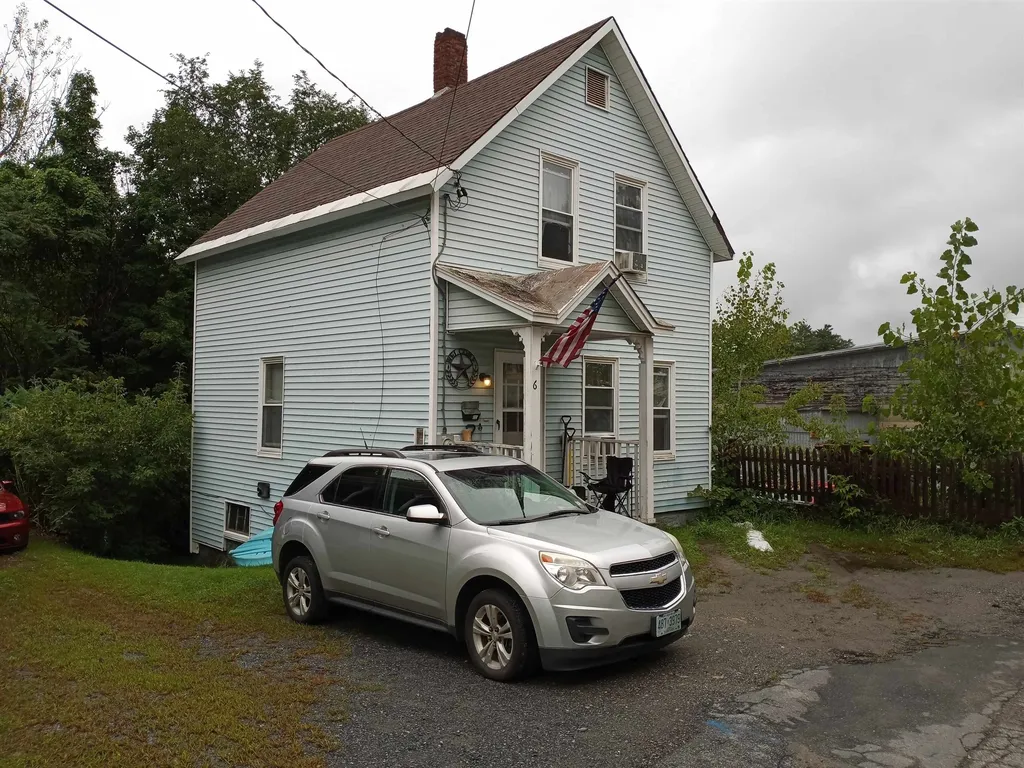 6 Burke Street Claremont NH 03743