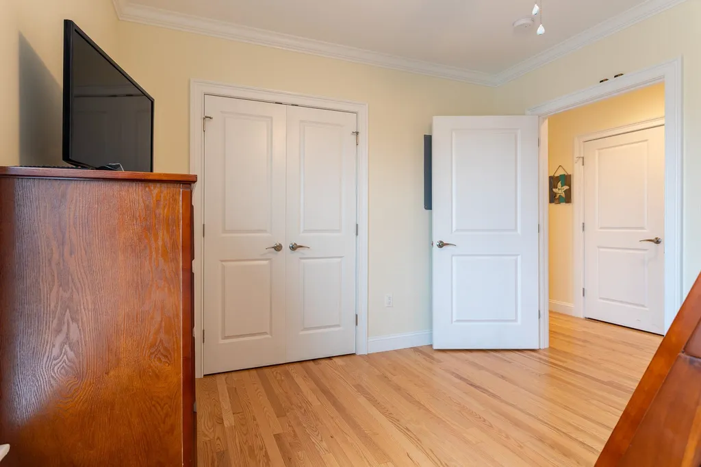 83 Ocean Boulevard Hampton NH 03842