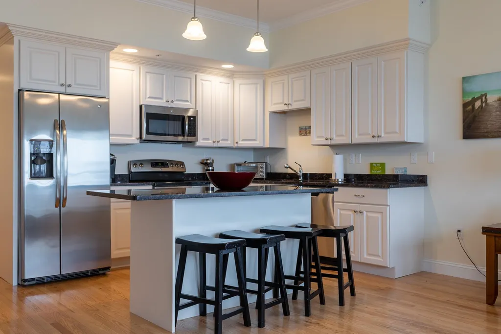 83 Ocean Boulevard Hampton NH 03842
