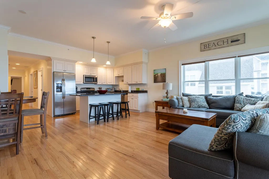 83 Ocean Boulevard Hampton NH 03842