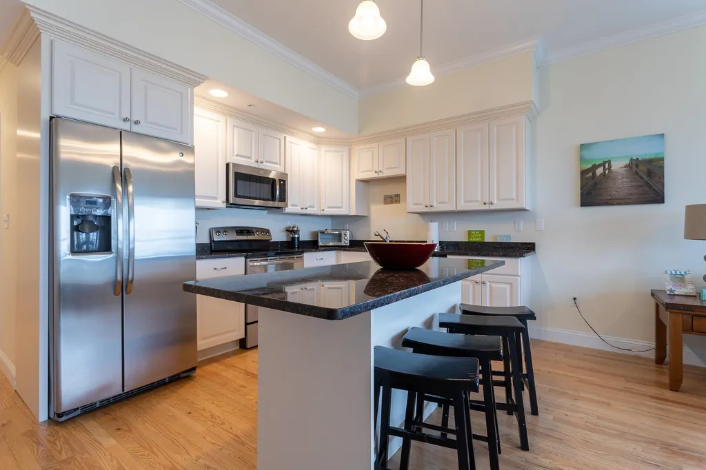 83 Ocean Boulevard Hampton NH 03842