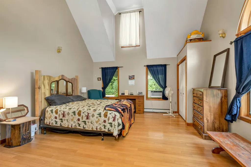 25 True Lane Thornton NH 03285
