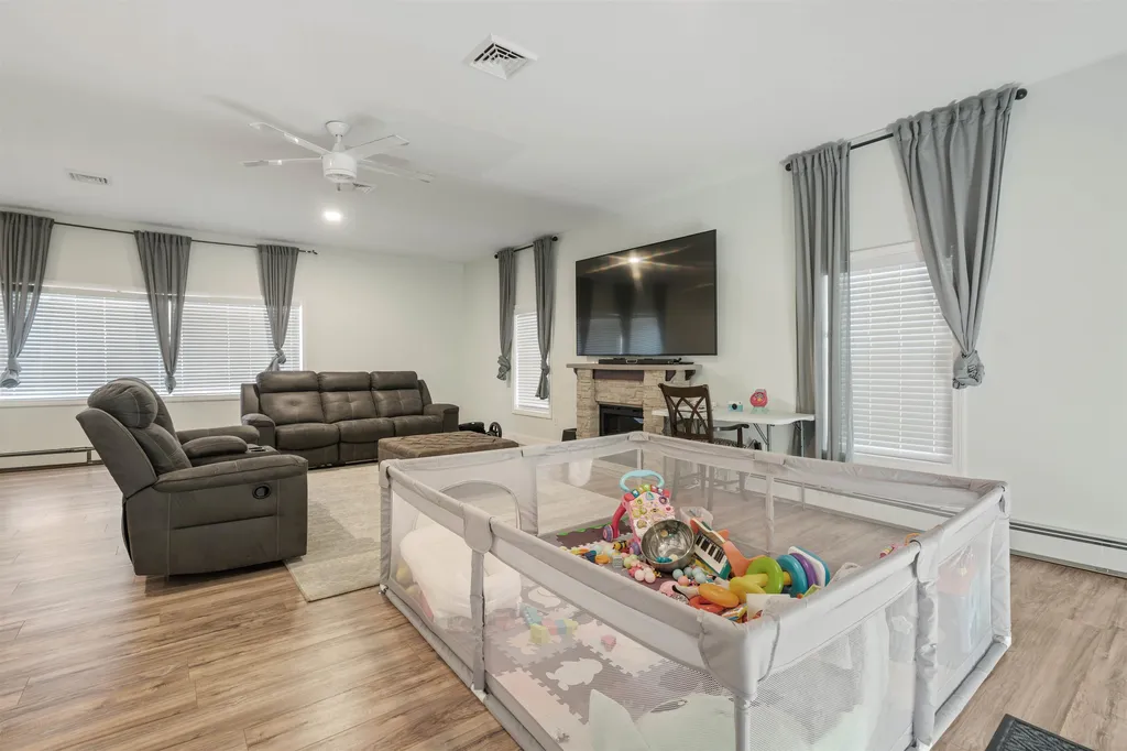 20 Ferson Street Nashua NH 03060