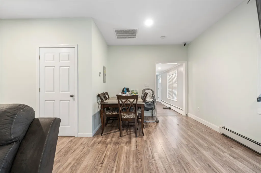20 Ferson Street Nashua NH 03060