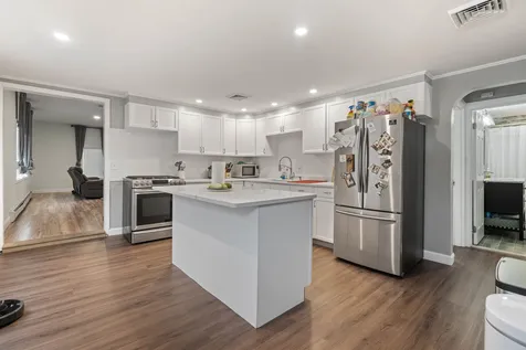 20 Ferson Street Nashua NH 03060