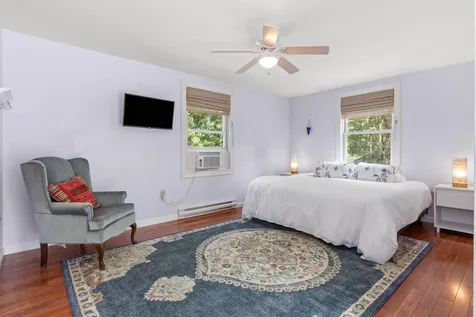 93 Winnicutt Road Stratham NH 03885