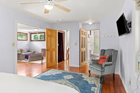 93 Winnicutt Road Stratham NH 03885