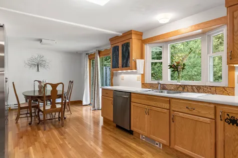 93 Winnicutt Road Stratham NH 03885