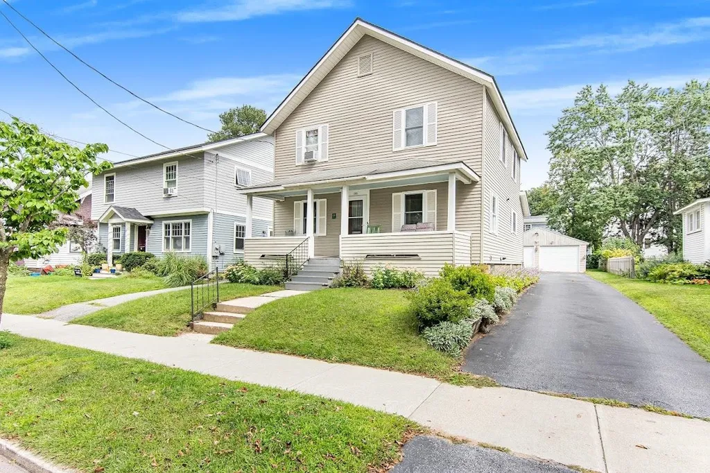 120 Charlotte Street Burlington VT 05401