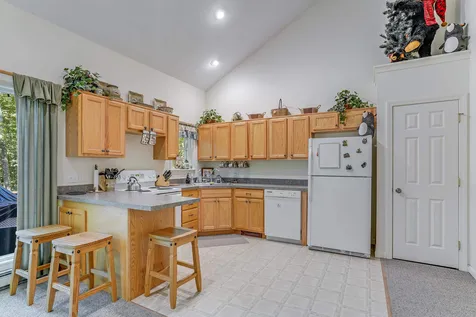 8 Panaway Drive Campton NH 03223