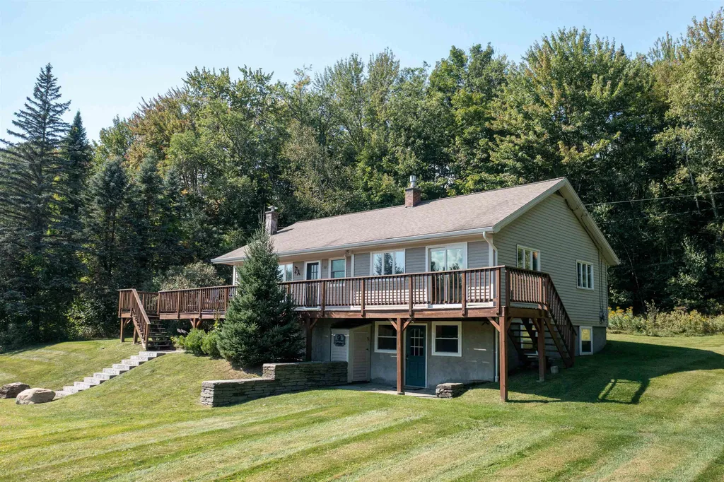 80 Churchill Lane Stowe VT 05672