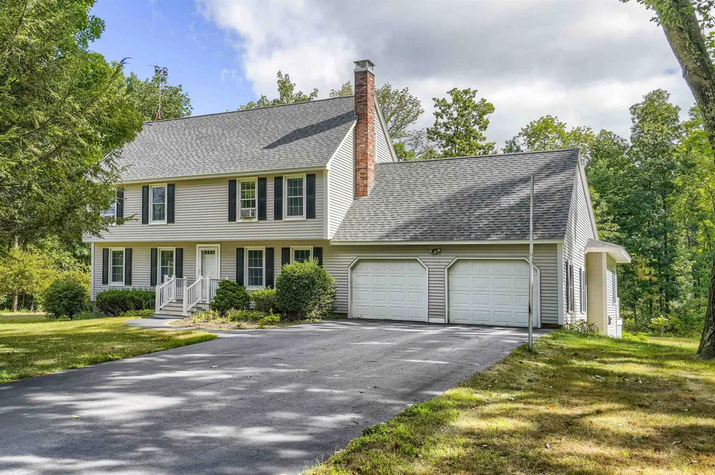 10 Almas Street Windham NH 03087