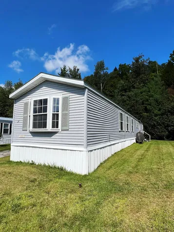 19 Hilltop Manor Mobile Home Park Littleton NH 03561