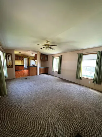 19 Hilltop Manor Mobile Home Park Littleton NH 03561